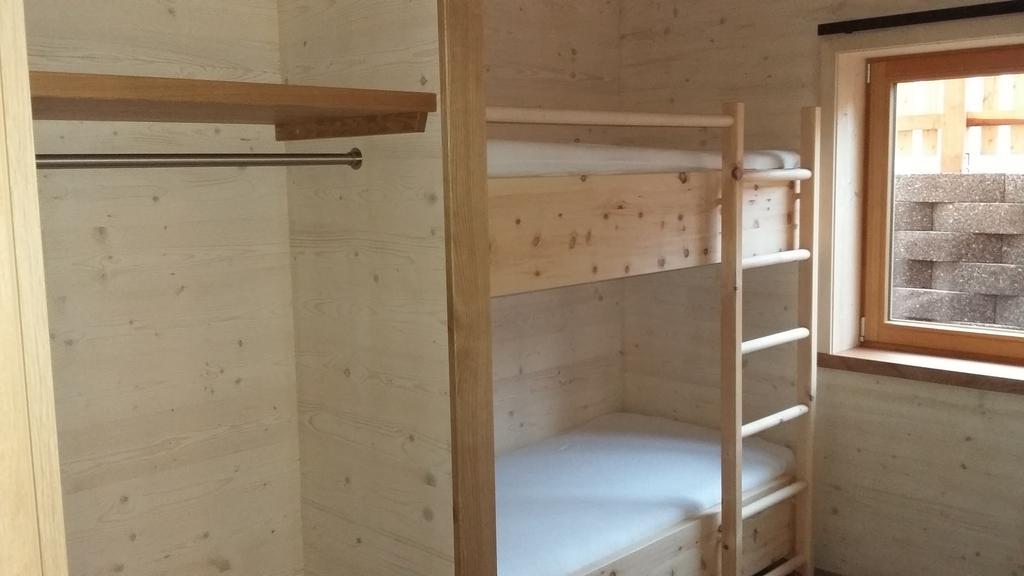 Appartements Alpenland Lermoos Szoba fotó