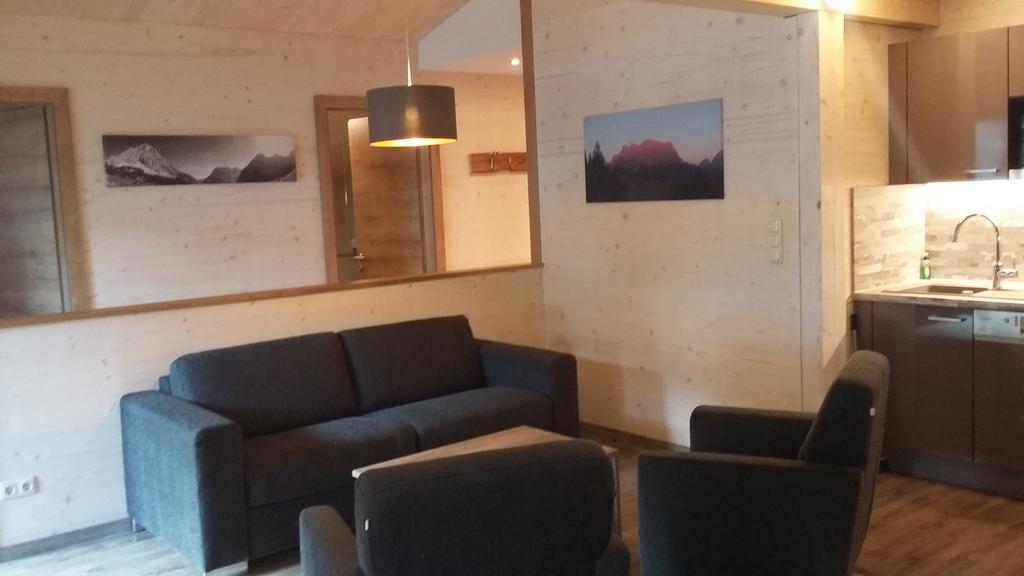 Appartements Alpenland Lermoos Szoba fotó