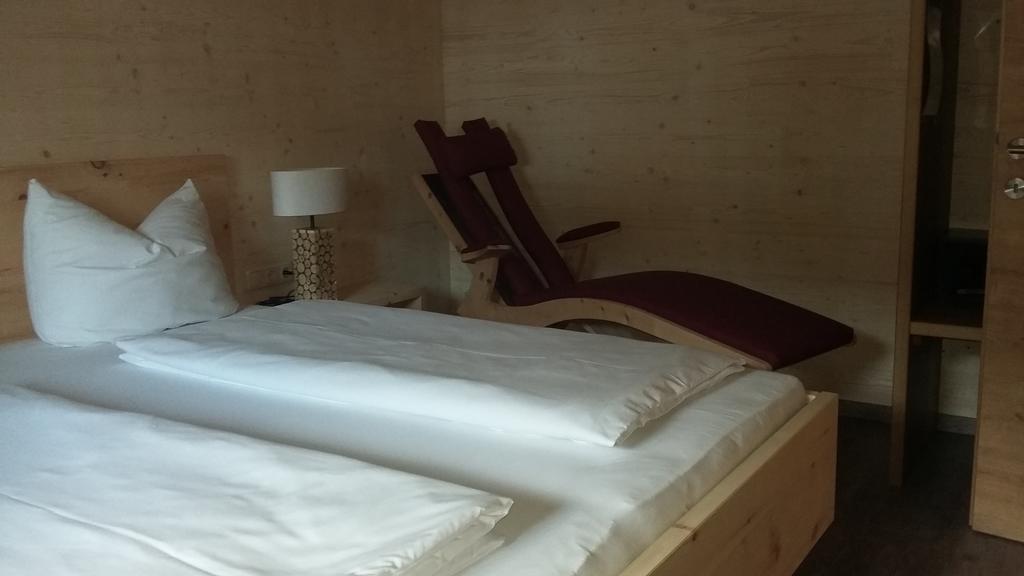 Appartements Alpenland Lermoos Szoba fotó
