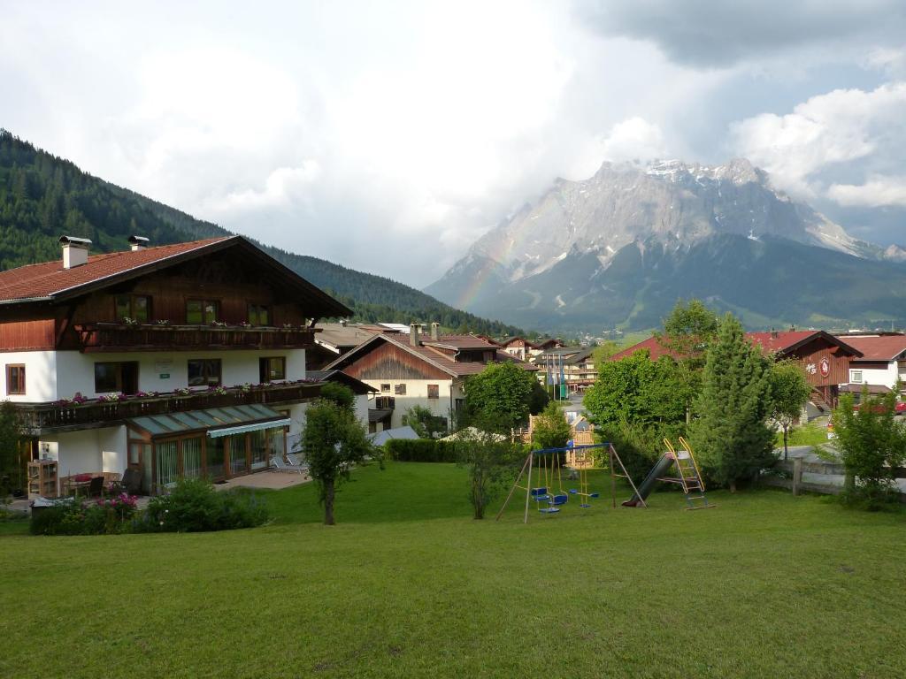 Appartements Alpenland Lermoos Kültér fotó
