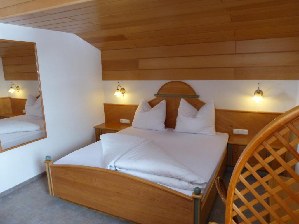 Appartements Alpenland Lermoos Szoba fotó